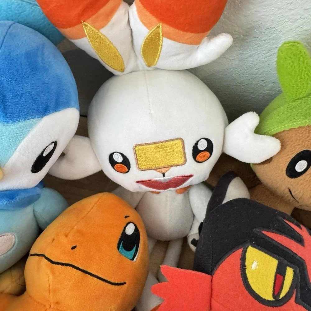 Pokemon Plush Toy Mixed Huge Lot of 15 Tomy Magicarp Scorbunny Dragonite Minun